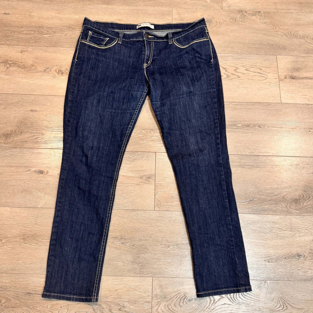 Levi's 524 Too Superlow Womens Dark Wash Jeans Size 33 x 32‎ Classic Denim